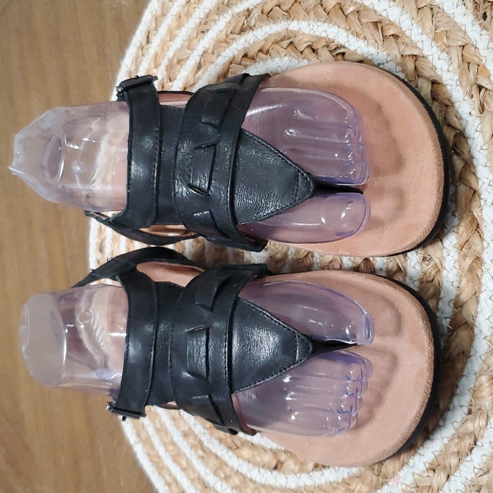 Black Leather Women's Sandals - Picture 2 of 12